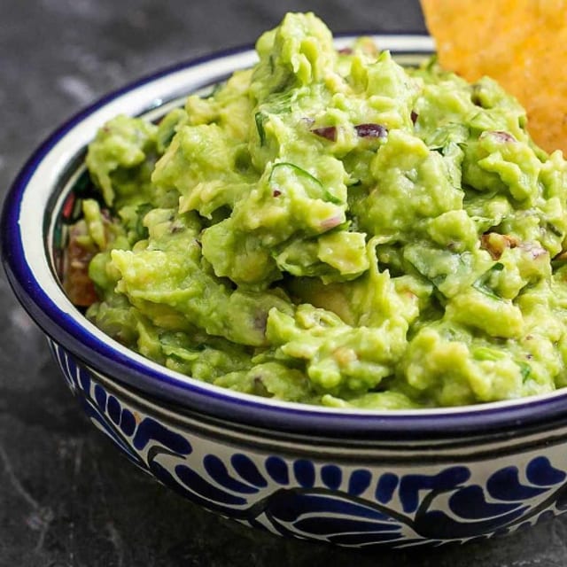 Guacamole - TO GO (16oz).