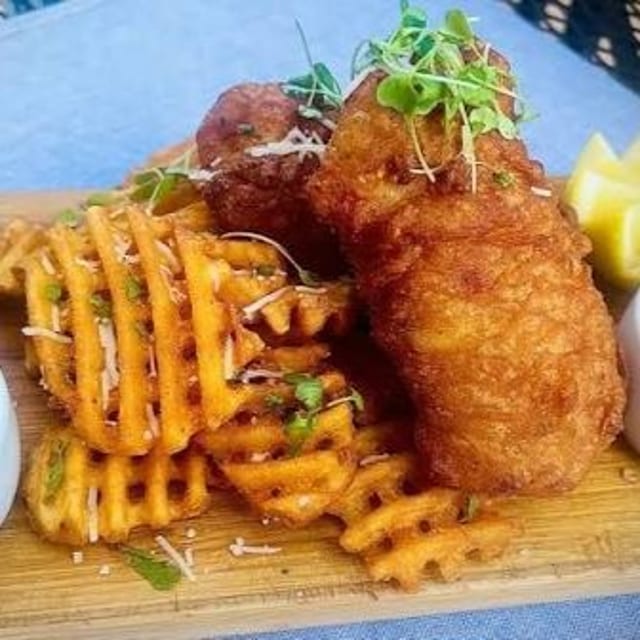 $12 Lunch Special - Fish Finger Basket.